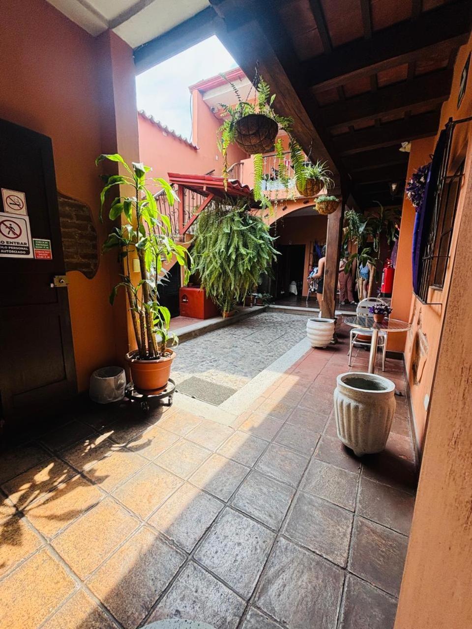 Hotel Chilero Y Cafe Antigua Exteriör bild